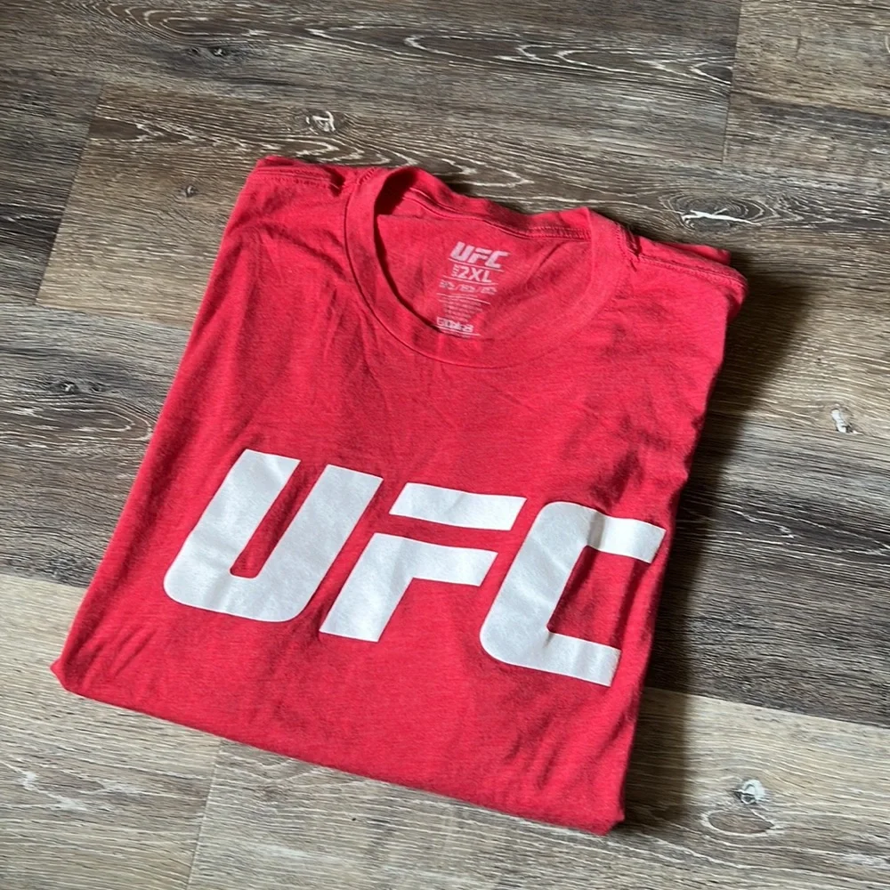 UFC size 2XL official T-Shirt New No tags - Picture 2 of 5